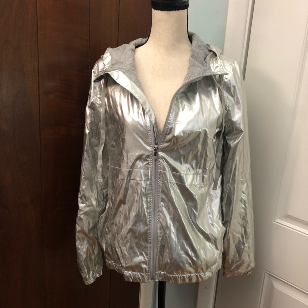 NWOT Silver Gap Body Jacket